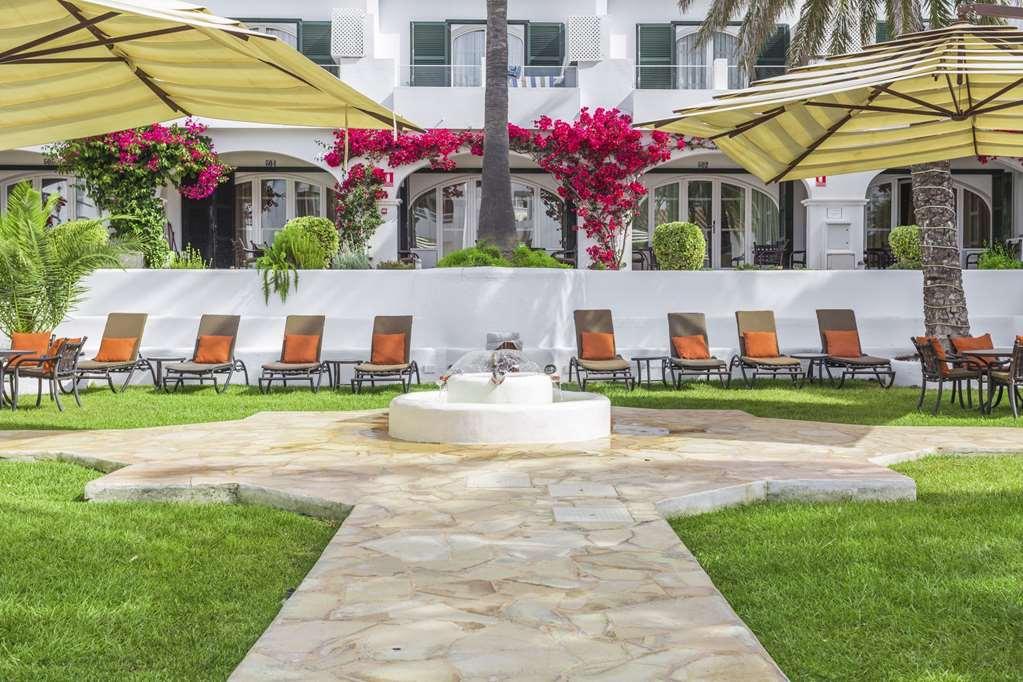 White Sands Beach Club Arenal d'en Castell Restaurang bild