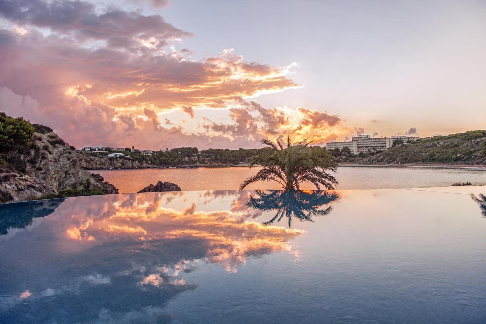 White Sands Beach Club Arenal d'en Castell Exteriör bild